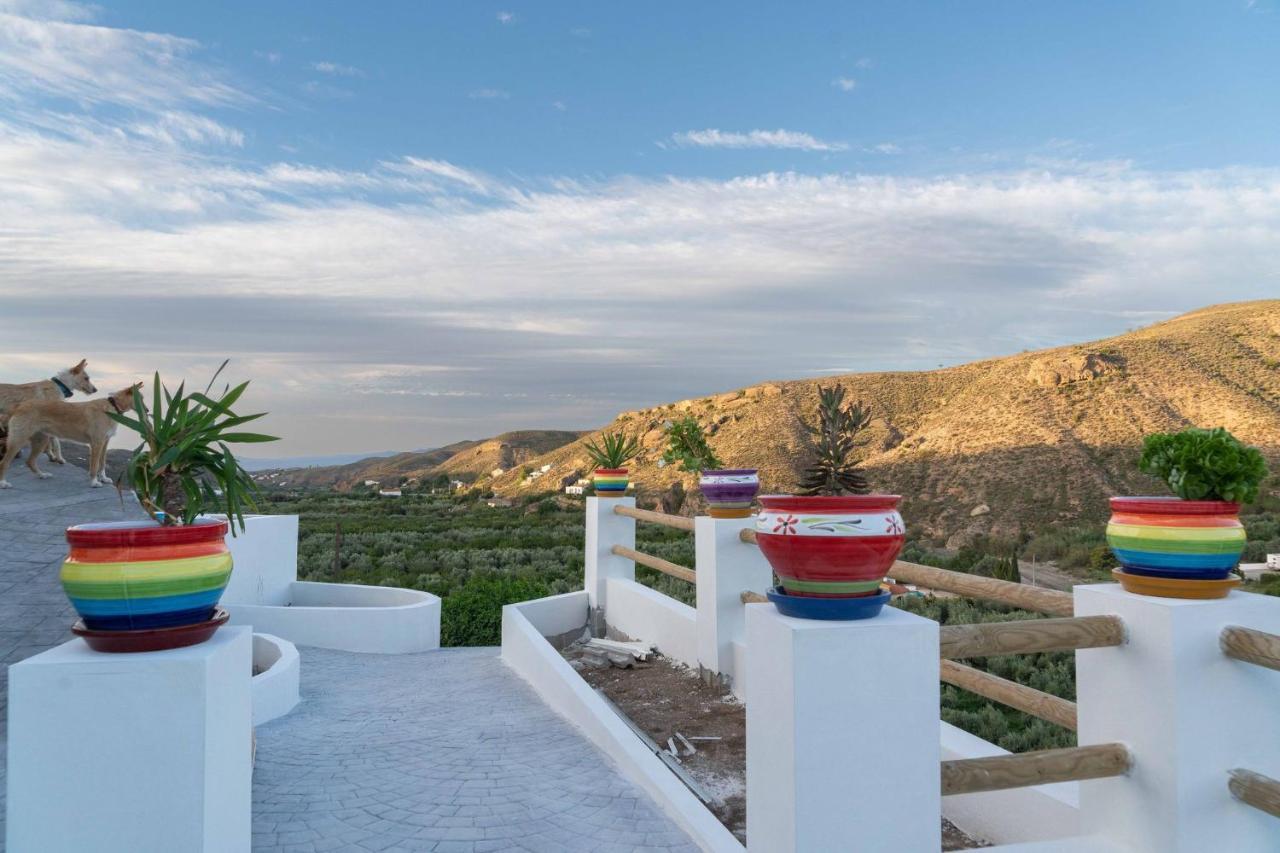 Rambla Retreats Apartment Rojo With Shared Pool & Hot Tub Stunning Views In Oria Екстериор снимка