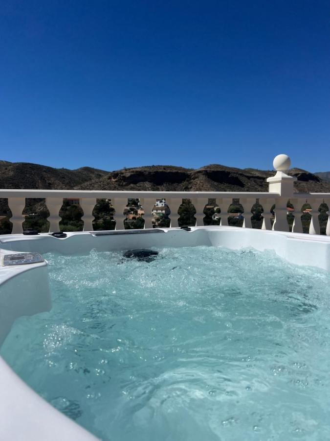 Rambla Retreats Apartment Rojo With Shared Pool & Hot Tub Stunning Views In Oria Екстериор снимка