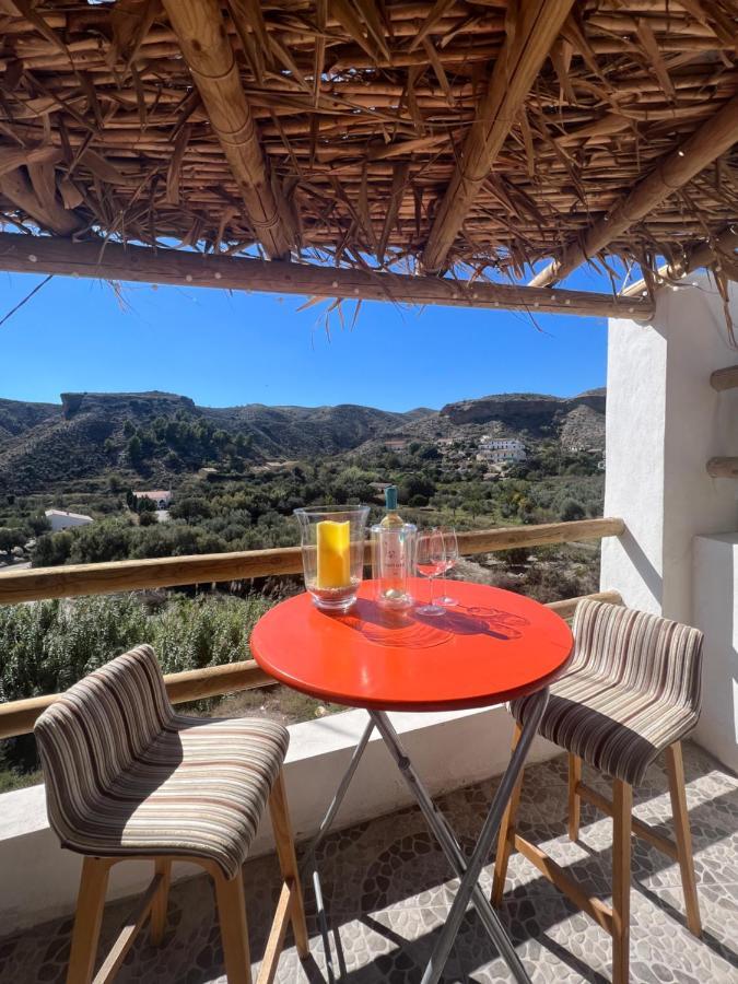 Rambla Retreats Apartment Rojo With Shared Pool & Hot Tub Stunning Views In Oria Екстериор снимка